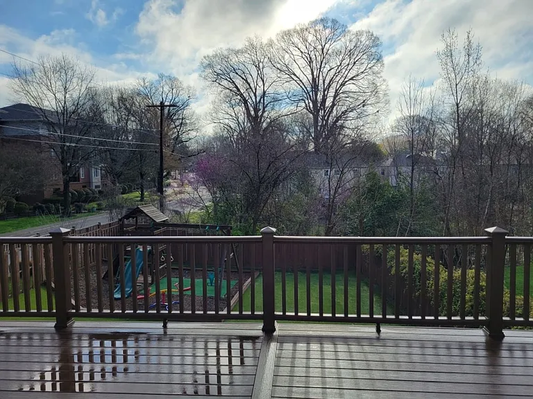 701 McDonald Ave — Photo 32