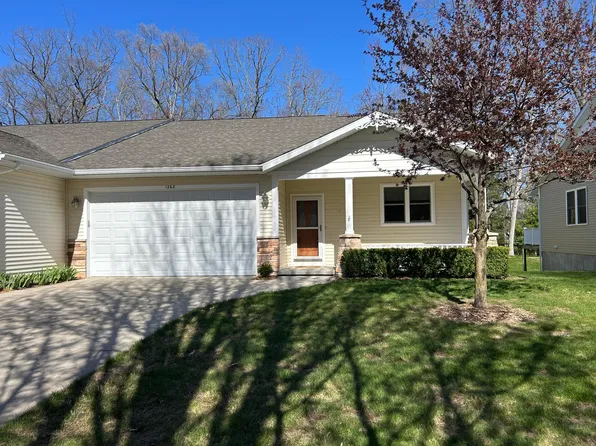 1268 Blue Heron Dr, Ludington, MI 49431