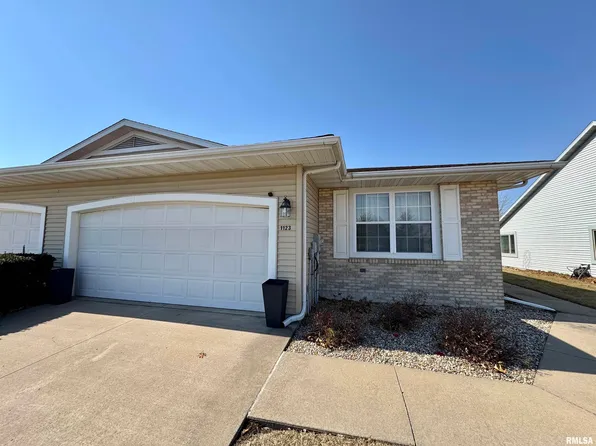1123 Hawthorn Rdg, Macomb, IL 61455