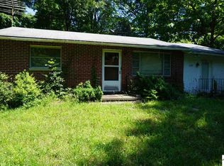 769 W Devillez Rd, Eddyville, KY 42038