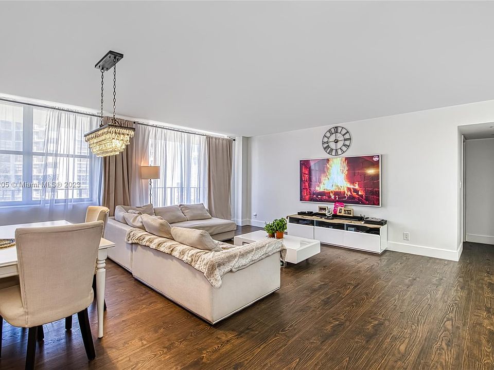 1st image of 18151 NE 31st Ct APT 1904