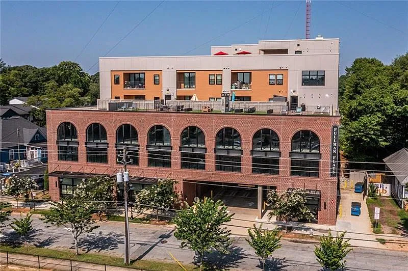 1 bed, 1.0 bath, 980 sqft, $2,200 — Photo 2
