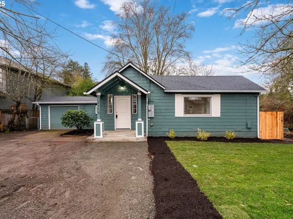 2113 E 26th St, Vancouver, WA 98661