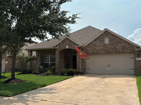 9810 Shimmering Lakes Dr, Rosharon, TX 77583