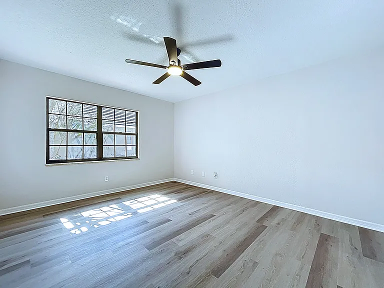 2881 Hammock Dr — Photo 29