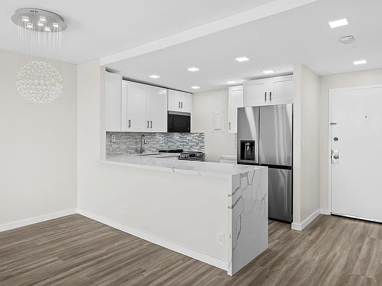 16740 NE 9th Ave #405 — Photo 15
