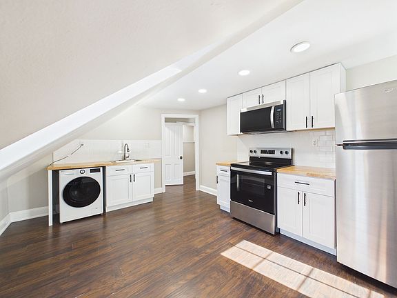 3rd image of 5281 Germantown Ave #3F