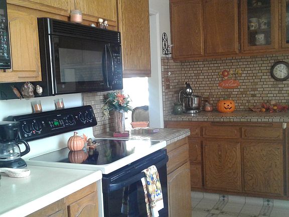 5th image of 5709 Newlin Ave