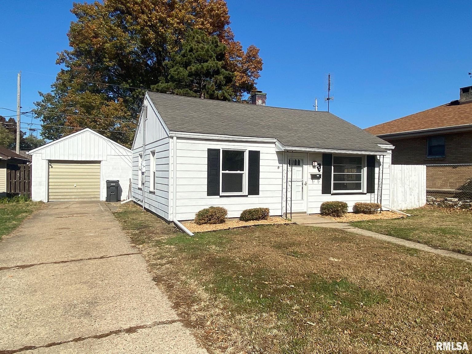 905 Illinois St, Pekin, IL 61554 Zillow