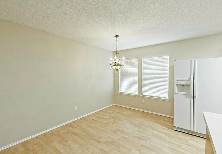 1118 Water Oak Way — Photo 12