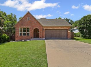 3817 Bryce Ave, Fort Worth, TX 76107