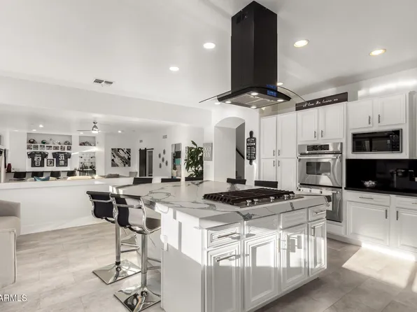 4812 S WINDSTREAM Place, Chandler, AZ 85249