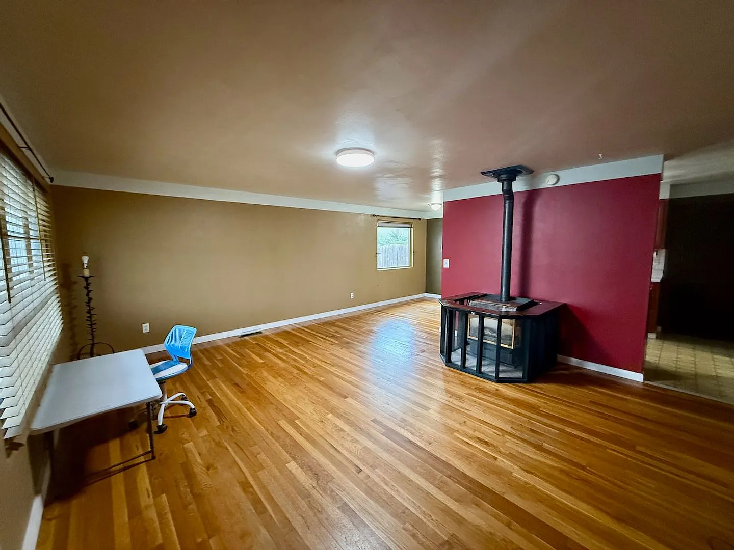 Ideally Located 3 Bed Home in North Spokane w/ Large Fully-Fenced Yard! — Photo 3