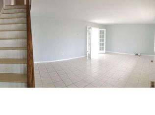 75 Hazelwood Cir, Willingboro, NJ 08046