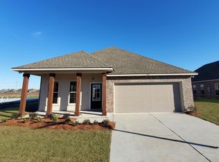 223 Pond Dr, Thibodaux, LA 70301