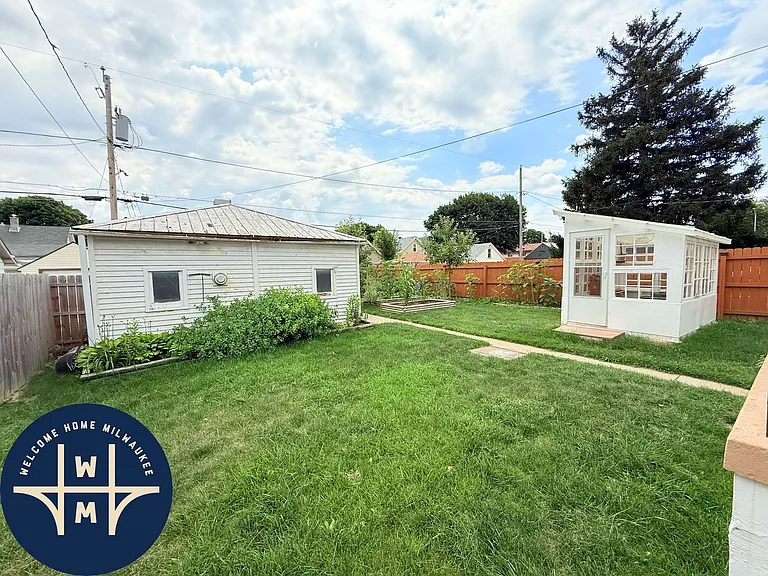 2054 S 72nd St — Photo 5
