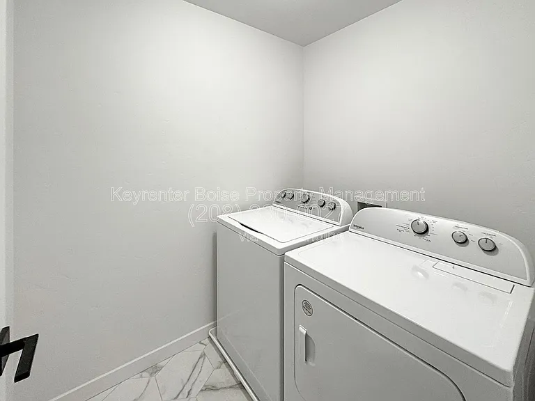 6346 S Rohanna Way — Photo 8