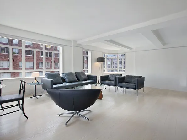 21 E 61st St APT 9F, New York, NY 10065