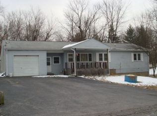 5669 W Milspring Cir, Godfrey, IL 62035