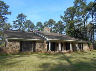 1011 Gallatin Rd, Crystal Springs, MS 39059