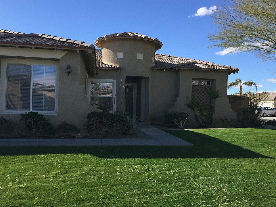 1st image of 41203 Broadmoor Dr