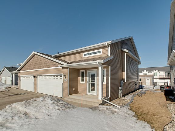 2nd image of 1158 44th Ave W