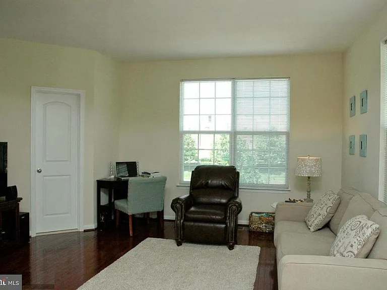 22698 Parkland Farms Ter — Photo 11
