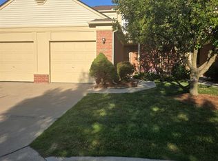 3107 Ailsa Craig Dr, Ann Arbor, MI 48108