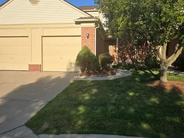 3107 Ailsa Craig Dr, Ann Arbor, MI 48108