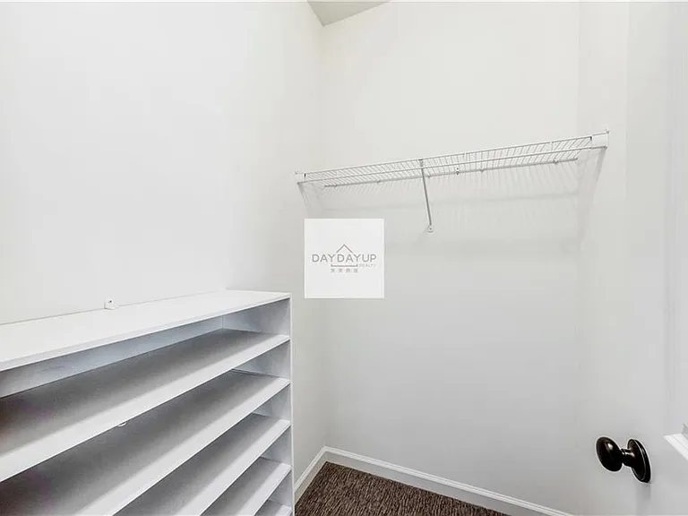 16 Lochurst Ln — Photo 19