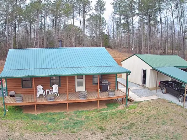 275 Meadowland Ln, Henderson, TN 38340