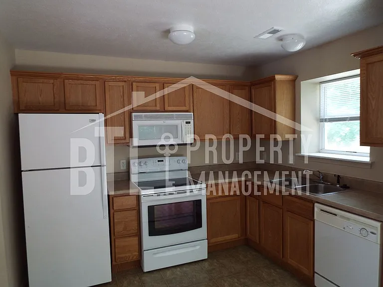 5012 Orchard Ln — Photo 4