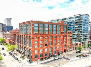 635 W Lakeside Ave APT 302, Cleveland, OH 44113