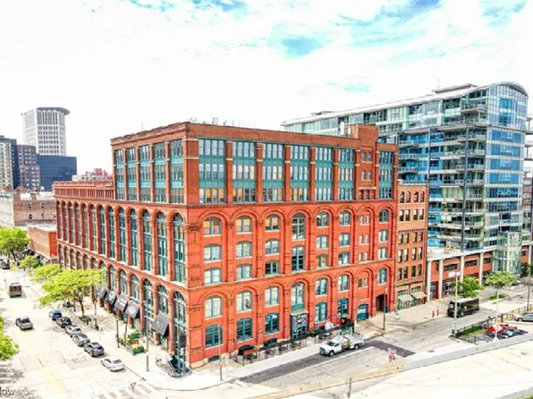 635 W Lakeside Ave APT 302, Cleveland, OH 44113