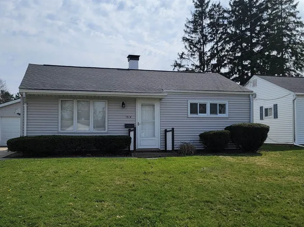 1314 Byron Dr, South Bend, IN 46614
