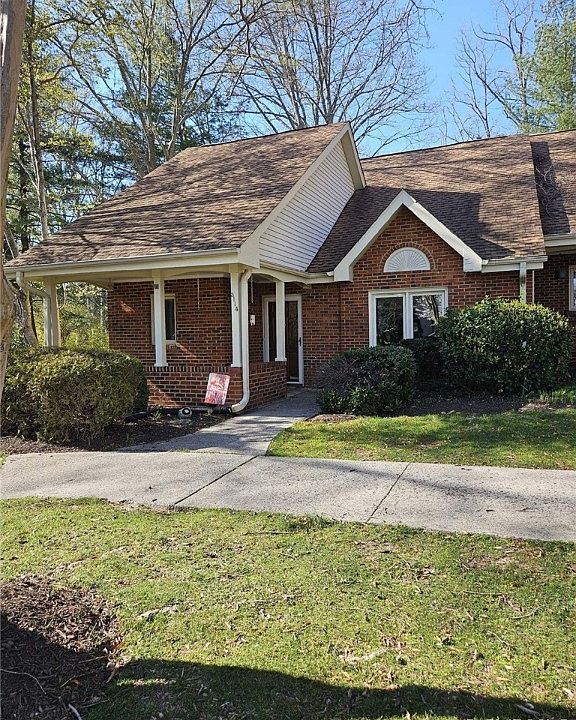 1st image of 3114 Lake Shire Ct