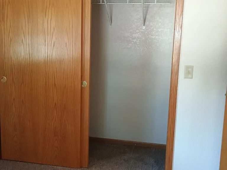 23 E Bloomer St #22 — Photo 10