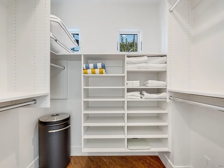 7135 Olivetas Ave — Photo 25