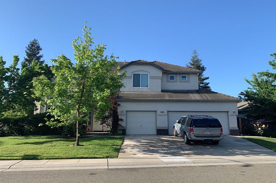 1st image of 10032 W Savona Dr