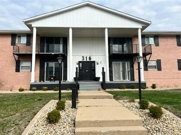 316 S Ridgewood Dr #D, Chillicothe, IL 61523