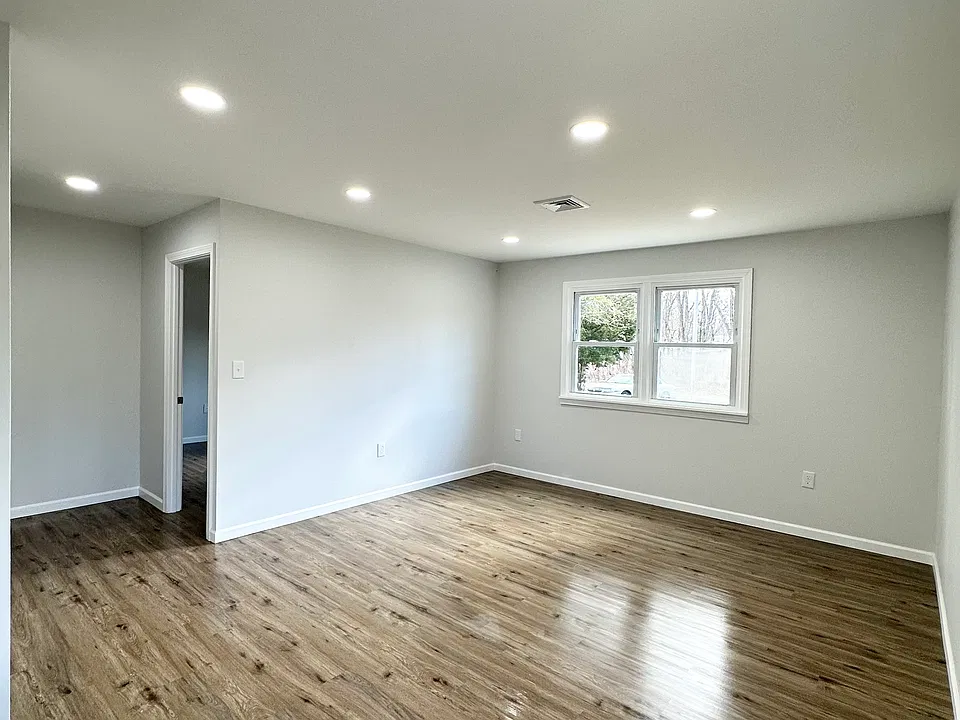 11 Patty Ln #11