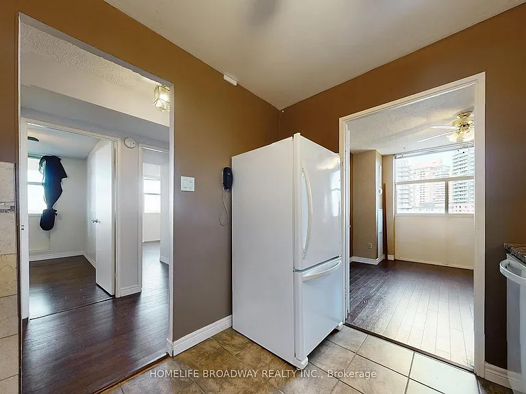 44 Falby Ct #902 — Photo 9
