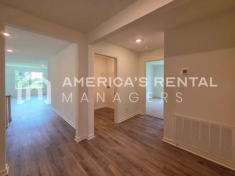 9278 Parkway Gardens Loop — Photo 18