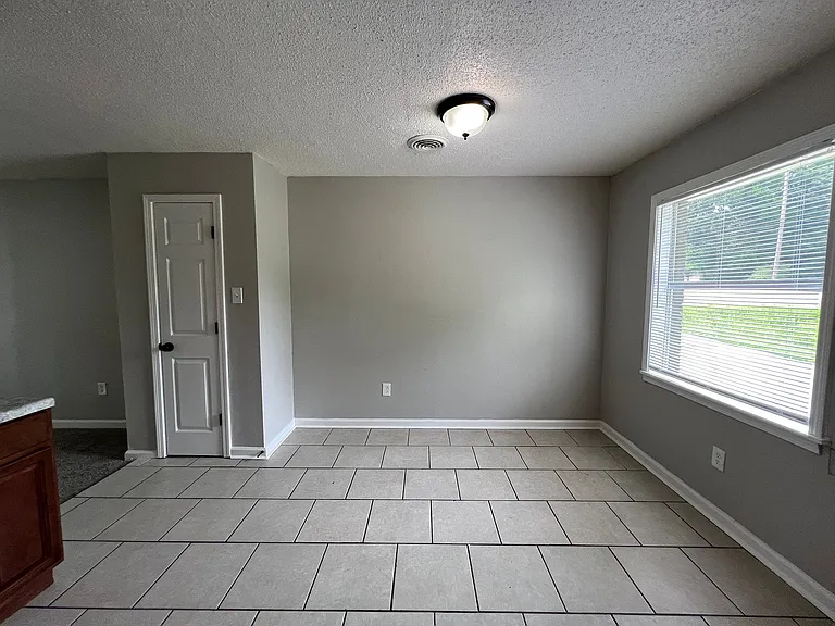 1207 Tahoe Rd — Photo 8