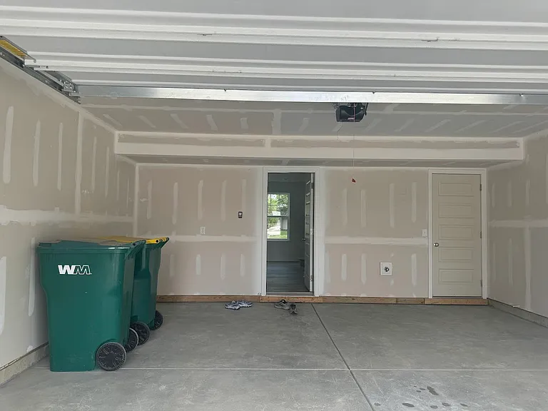 13847 Gatsby Dr — Photo 108