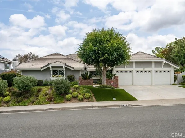 26072 Charing Cross Rd, Santa Clarita, CA 91355