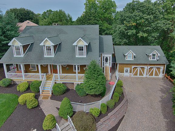 2nd image of 21 Abbott Rd