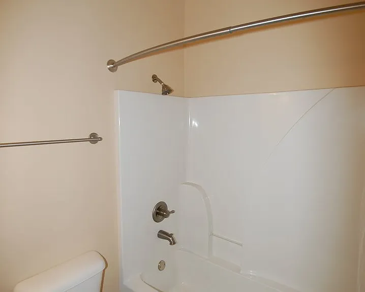 3025 Gemstone Cv — Photo 3