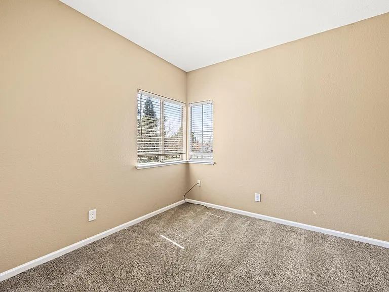 142 Kennerly Way — Photo 15