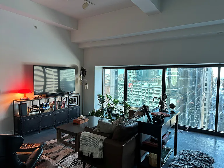 1101 Walnut St #1106 — Photo 5